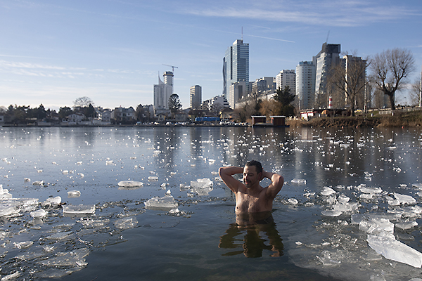 Ice swimming